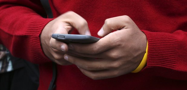 How Can Mobiles Always Make Emergency Calls? - LBC