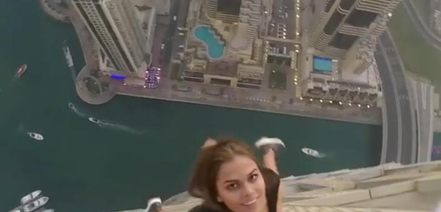 Terrifying Moment Model Dangles Off Dubai Skyscrap