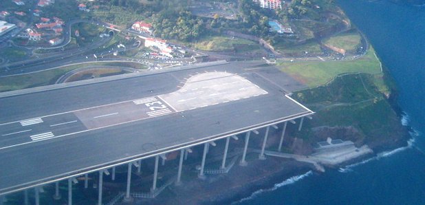 madeira-airport-runway-1489506215-herowidev4-0.jpg
